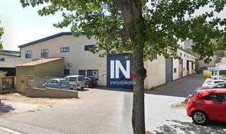 Nau industrial  De la gran bretanya. Nave en ventaalquilada en rentabilidad igualada
