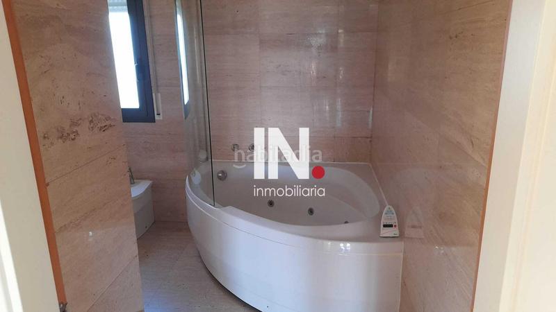 Foto 7f1bc0f7-7a44-43a7-b28c-2aa6a8cb90dd. Xalet amb aparcament piscina a Alpicat