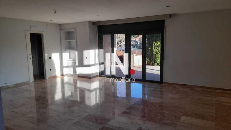 Foto ecfad1e7-eebe-41d3-bbce-f24c4c4d8413. Xalet amb aparcament piscina a Alpicat