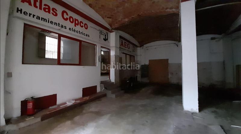 Foto 888b0f6f-6876-41a5-8ac8-860992fa496c. Alquiler local comercial en de l'anselm clavé 37 alquiler local comercial esquinero en Lleida