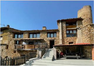 Masia a Sant Esteve de la Sarga. Espectacular masia en venta  parque natural del montsec