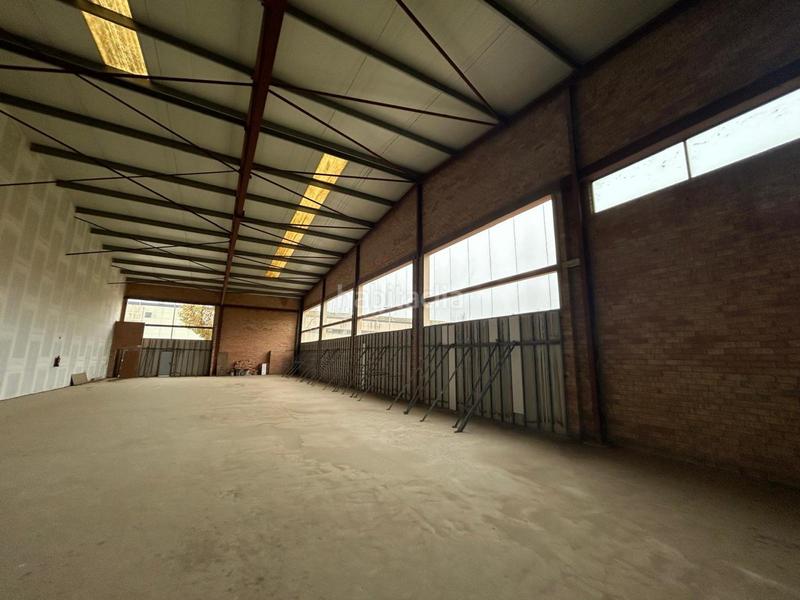 Foto cfbbbf6e-0991-4660-aea1-486d7d3d16ad. Fabrikhalle in mariola 53 in La Caparrella Lleida