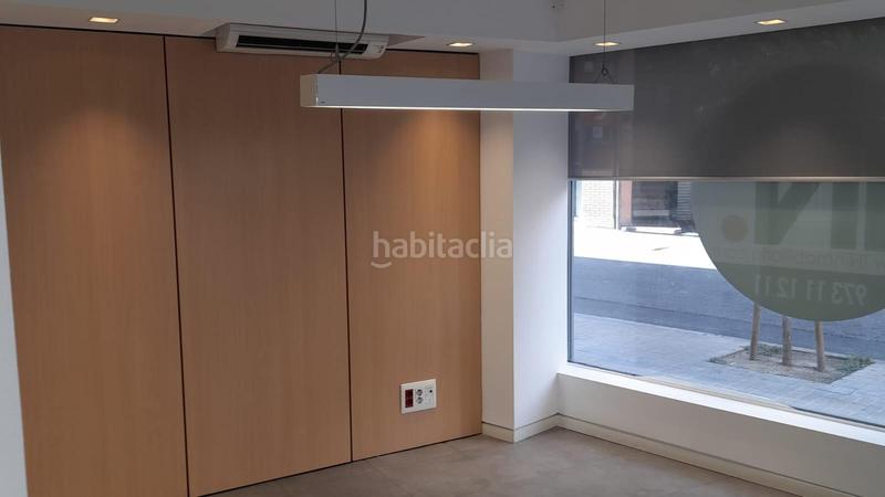 Foto 1f0e08b2-ebaf-44fd-b9b1-b4c92ba80bd1. Alquiler local comercial en del bisbe ruano 9 local esquinero en alquiler zona alta en Lleida