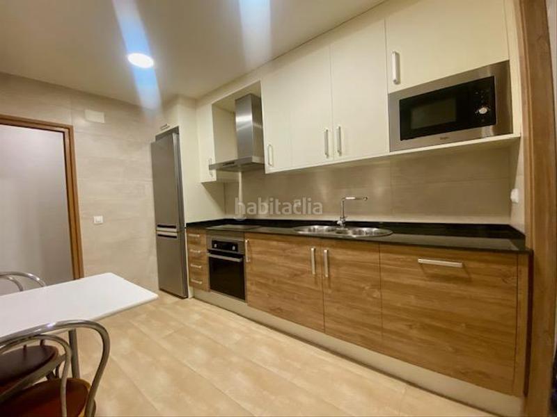 Foto 9afb74e6-a955-4cca-8367-d17f900b39c2. Pis amb calefacció a Joc de la Bola - Camps d'Esports Lleida