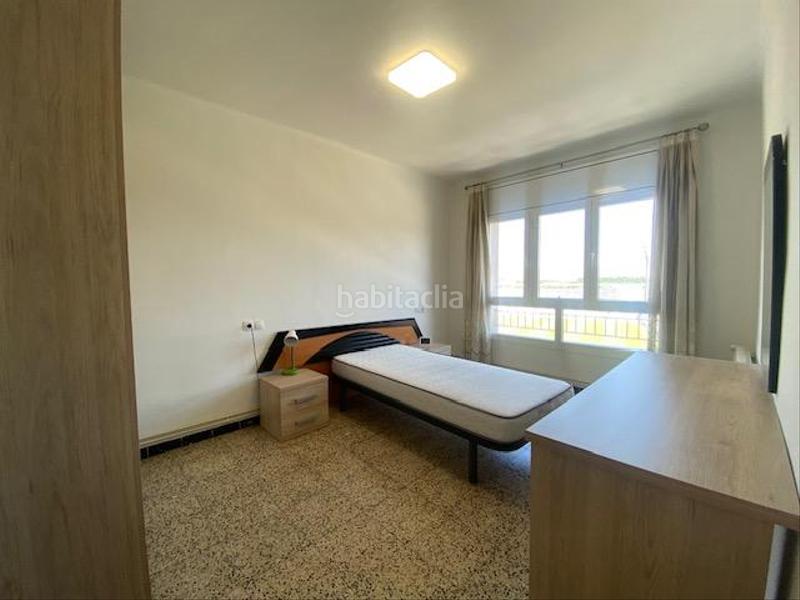 Foto db97e69e-439e-4bc6-8b05-a6a542d6fe6d. Pis amb calefacció a Joc de la Bola - Camps d'Esports Lleida