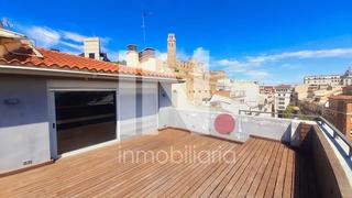 Ático  De la paeria. Atico centrico con terraza