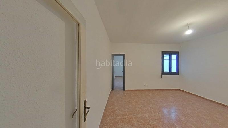 Foto 0e63eceb-0c51-4515-b790-e42ab825aeab. Pis a Instituts-Universitat Lleida