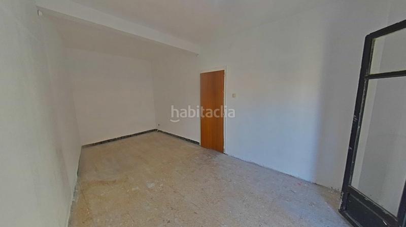 Foto 10f49be0-1cd5-4f04-8dda-4248e6105e58. Pis a Instituts-Universitat Lleida