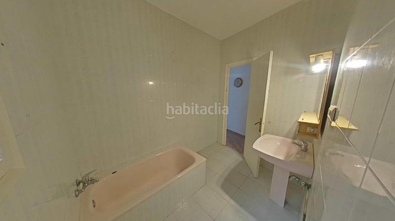 Foto 7760baaa-3703-4193-a226-e4573114b87f. Pis a Instituts-Universitat Lleida