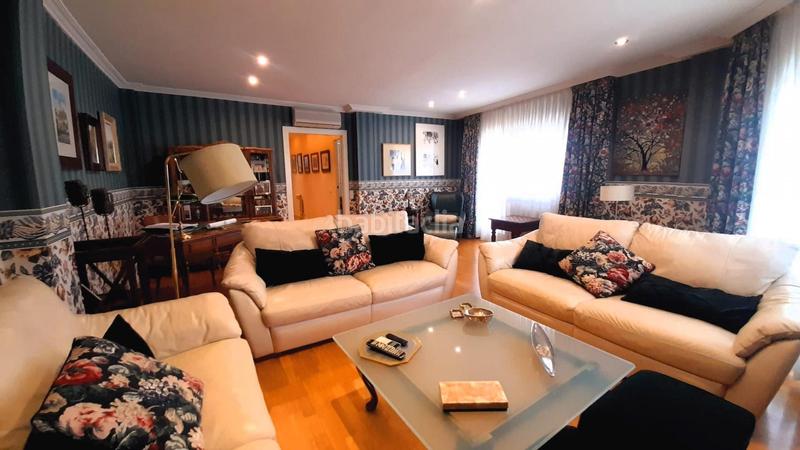 Foto 78f41054-a919-4b4b-93a8-b9a035cea3e5. Casa adosada  en Alpicat