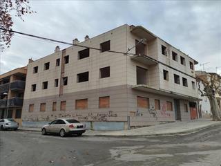 Edifici  D'arbeca. Obra parada en venta en borges blanques