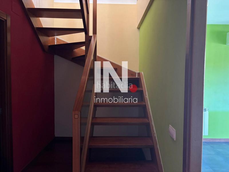 Foto c745dc6f-7cfa-4d33-a96f-fef03923e0f7. Zweistöckige wohnung mit heizung in Rambla Ferran Lleida