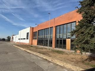Miete Fabrikhalle in Madrid-francia 5. Nave industrial . divisible en 3 naves de 2000 m2