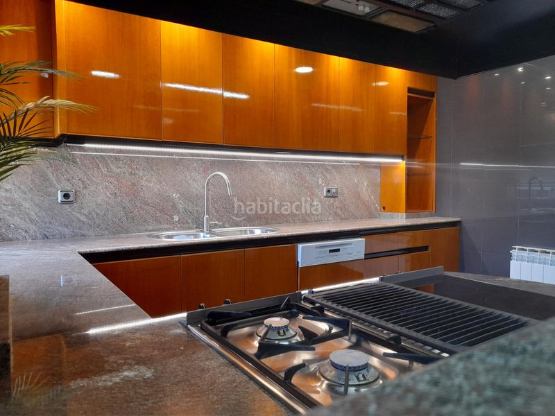 Foto 5ec3eb18-d6ab-45a9-b1ef-d27c758bce02. Dúplex amb calefacció aparcament a Instituts-Universitat Lleida