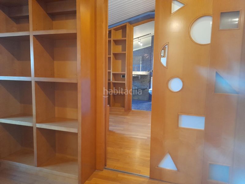 Foto ca2ab8c7-5f8d-410b-b5c2-d22ceb9c95e3. Dúplex amb calefacció aparcament a Instituts-Universitat Lleida