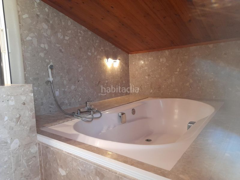 Foto d1cf4772-b142-477b-a35b-9568236d04cb. Dúplex amb calefacció aparcament a Instituts-Universitat Lleida