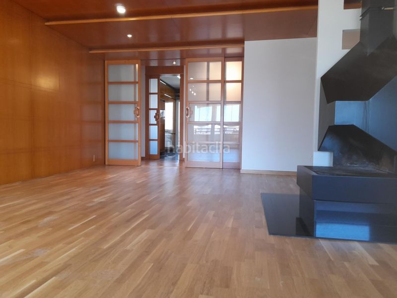 Foto e7ac4ab1-8630-4bcc-a0a3-db10f7cb1885. Dúplex amb calefacció aparcament a Instituts-Universitat Lleida