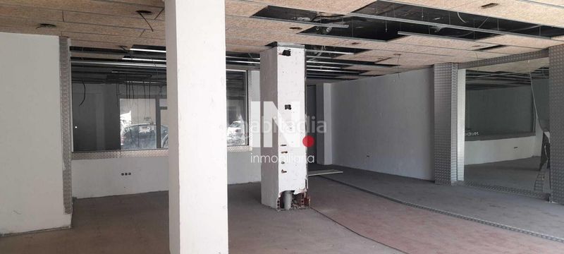 Foto 7c543e2f-1f63-44b8-874c-eb026cc10bb3. Local comercial a Príncep de Viana-Clot-Xalets Humbert Torres Lleida