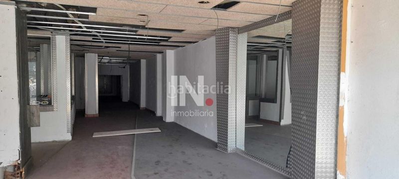 Foto b3311571-ed18-4420-a6ab-8912040905c8. Local comercial a Príncep de Viana-Clot-Xalets Humbert Torres Lleida