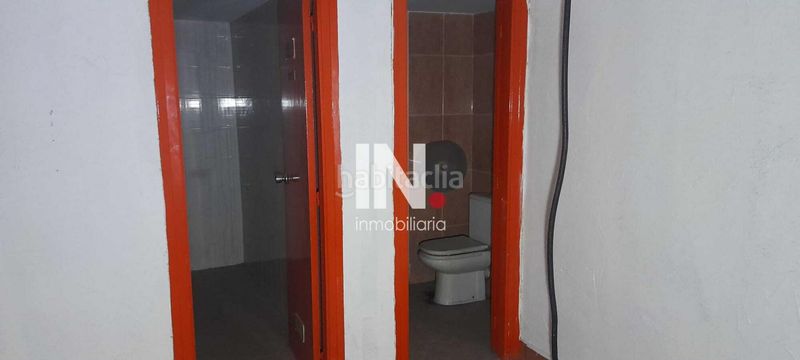 Foto cdb1f1b2-c81b-42d5-a50a-a97909909c3e. Local comercial a Príncep de Viana-Clot-Xalets Humbert Torres Lleida