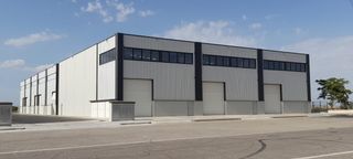 Lloguer Nau industrial a Magraners. Naves en alquiler en el polígon dels frares  lleida
