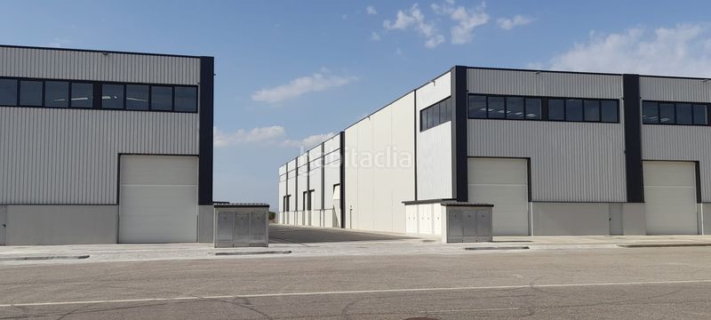 Foto 8f72f883-4e30-4653-818f-18e95cff0827. Miete fabrikhalle in Magraners Lleida