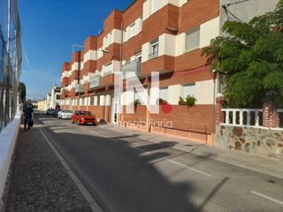 Duplex  Escoles. Dúplex de 4 habitaciones con terrazas, parking y trastero en vil