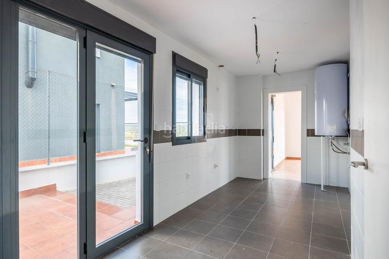 Foto edc70bfb-dc2f-42b5-b5ea-095a78a525a9. Chalet en calle majuelo 14 maravilloso chalet independiente en Las Pajanosas en Guillena
