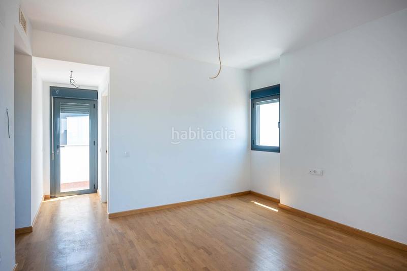 Foto 86ac7fea-d277-4539-9f97-a8cf1b2b08f5. Chalet en calle majuelo 22 ¡majestuoso chalet independiente en pajanosas! en Guillena