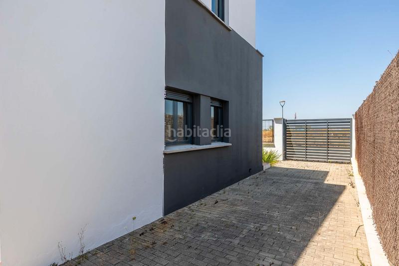 Foto ab29fbf0-6ae1-4429-b83d-c5da4c5cabac. Chalet en calle majuelo 22 ¡majestuoso chalet independiente en pajanosas! en Guillena