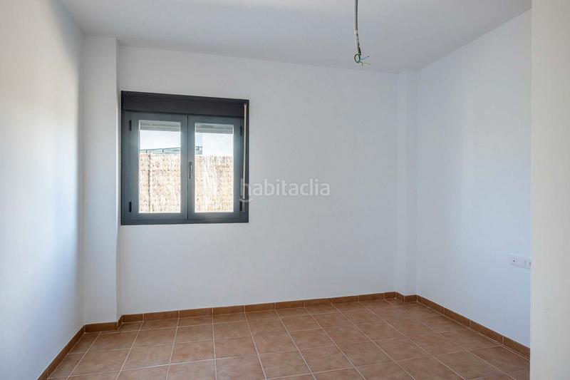 Foto b9bcc646-d01a-4054-b3aa-efce93c577c6. Chalet en calle majuelo 22 ¡majestuoso chalet independiente en pajanosas! en Guillena
