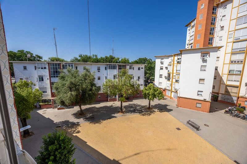 Foto b2014652-33d0-42a1-9e1d-c3328801d538. Pis a calle jarama 15 a El Tardón - El Carmen Sevilla