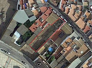 Terreny residencial a N/a. Terreno en venta en sarmiento aguilar, 18