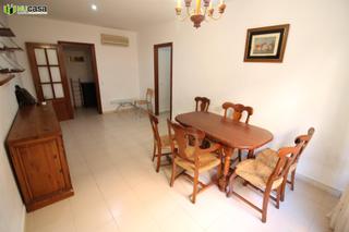 Pis a Santa Bárbara. Oportunidad  santa barbara 2 dorm, baño, patio privado, garaje i