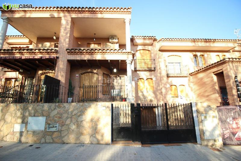 Foto 6673bc28-26a1-4d4b-a585-1f9ed3597ee1. Casa a schiera con riscaldamento parcheggio in Azucaica Toledo