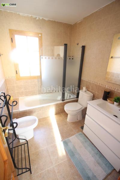 Foto f589c77b-079f-4617-a3cf-f7ceca995291. Casa a schiera con riscaldamento parcheggio in Azucaica Toledo