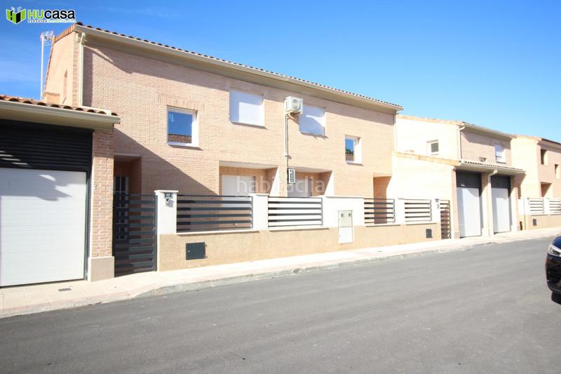 Foto c4ce4639-b344-4977-83f0-00997235028b. Casa adossada amb calefacció aparcament a Polán