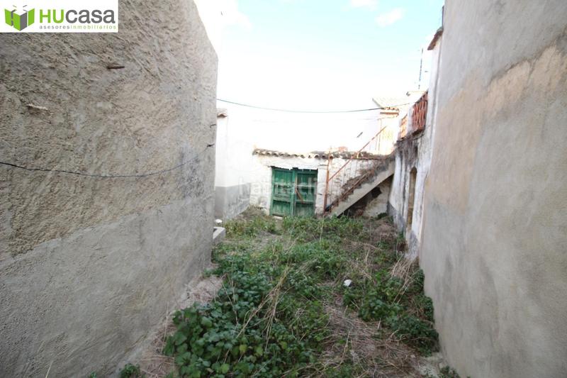 Foto b4eb0300-2e40-424b-8f54-48a503f23596. Casa oportunidad!! 2 casas en patio compartido, infinitas posibilidades 50.000!! en Menasalbas