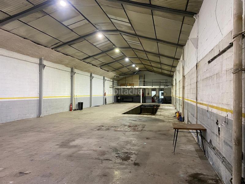 Foto b7d6eb09-649a-4a83-9239-7d3d552486f6. Rent industrial building in Bon Pastor Barcelona