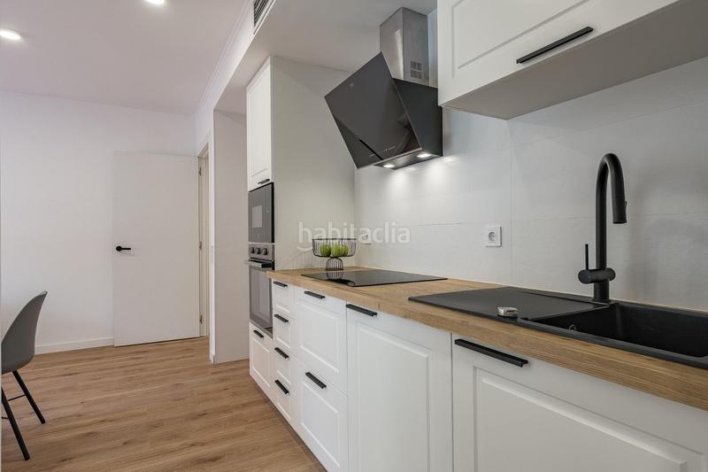 Foto 295d8fa6-7778-42f2-a517-a18534a56bfb. Miete appartement in Muntanyeta Castelldefels