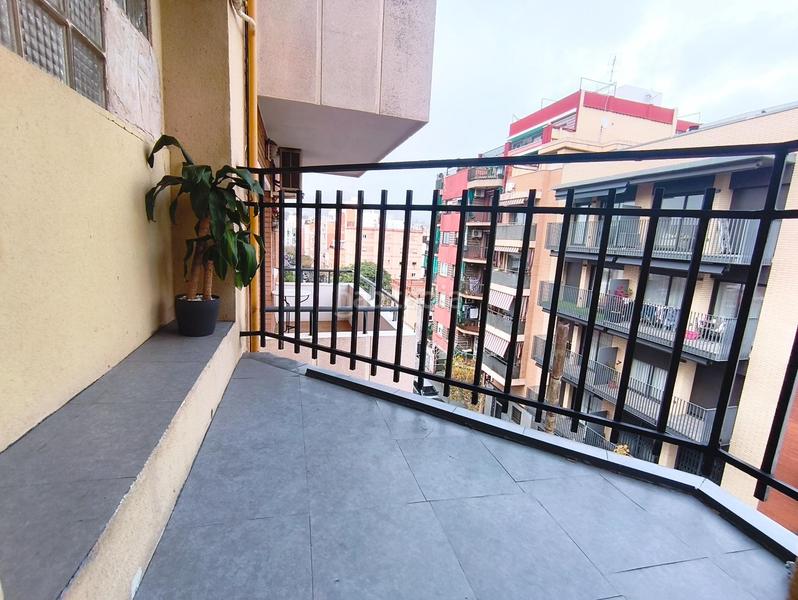 Foto 3f796d23-66e7-4c9a-b565-ae144bc57992. Pis a Can Serra Hospitalet de Llobregat (L´)