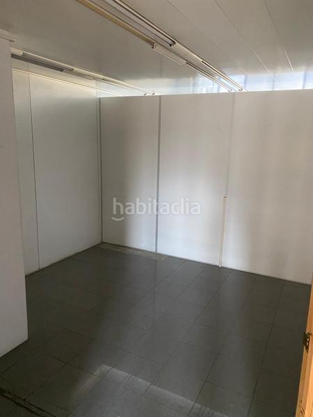 Foto a4fde992-ac81-4bb9-a519-86bafa5b490f. Lloguer local comercial a Centre Sabadell