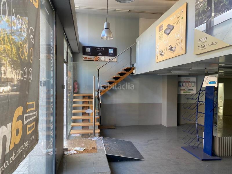 Foto c0415ac1-f2a7-4c3f-bdeb-d64314ef398d. Location local commercial dans Centre Sabadell