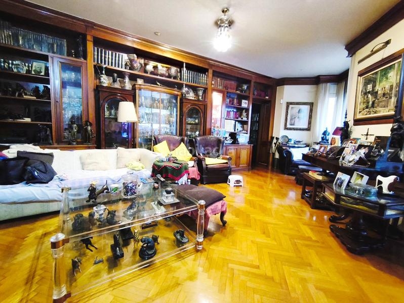 Foto ed356504-485d-4ab8-9551-ab5d277b88cd. Flat with parking in L´Antiga Esquerra de l´Eixample Barcelona