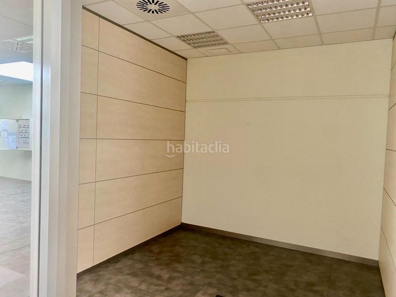 Foto 2d672705-a38c-4991-a0e5-957ca5e365e7. Affitto capannone industriale in Gava Mar Gavà