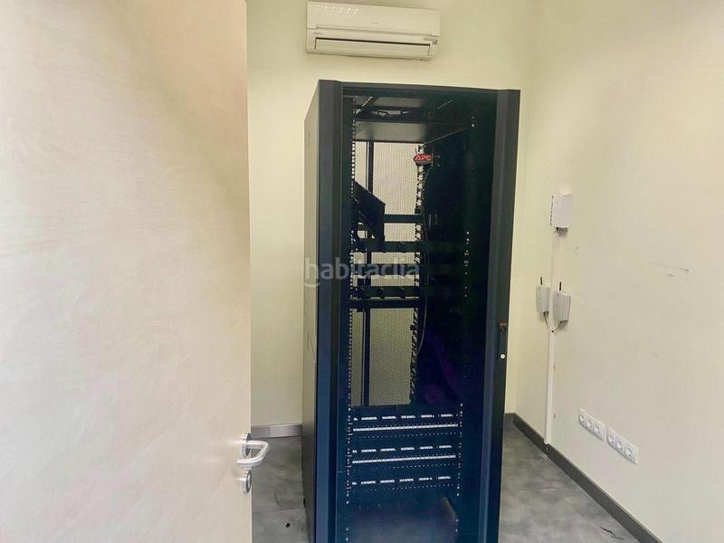 Foto 9bdeaebd-8852-4e24-a204-18d175888bd6. Affitto capannone industriale in Gava Mar Gavà