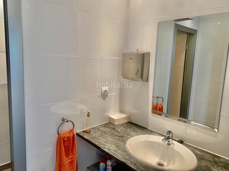 Foto 0c10138f-aced-4627-bb4d-17c774f35eb8. Lloguer nau industrial a Gava Mar Gavà