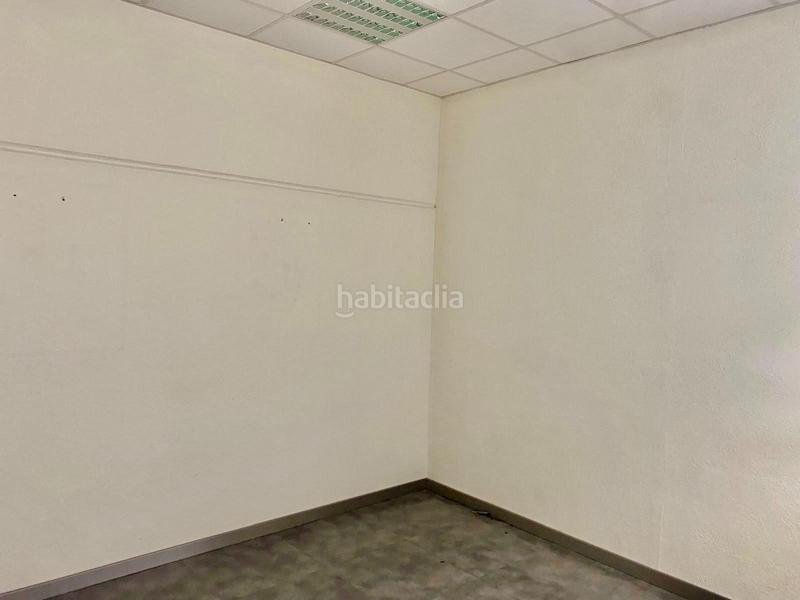 Foto d8eaacfd-e42b-4fca-bfe9-e939c2ca51d3. Lloguer nau industrial a Gava Mar Gavà