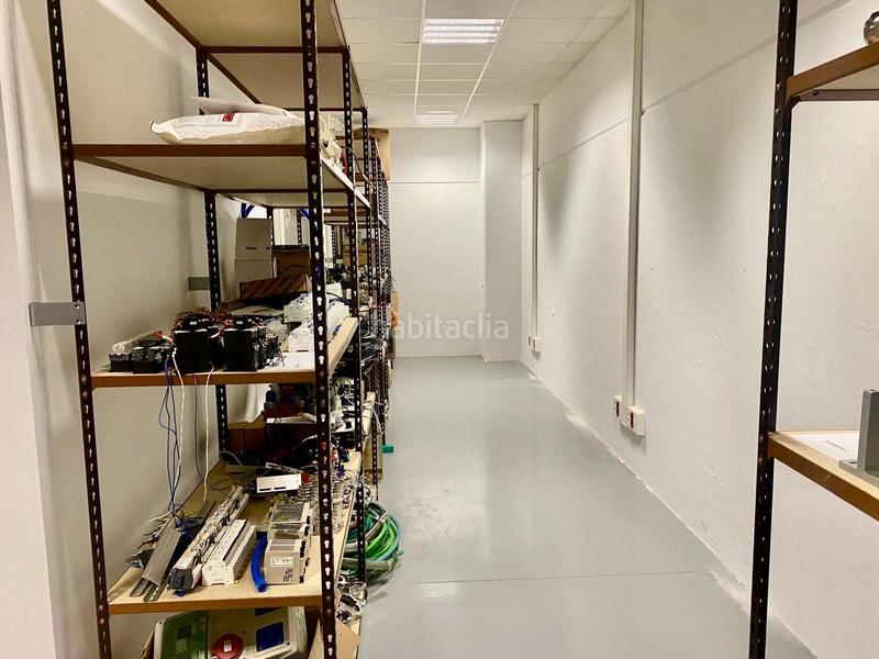 Foto ffb2efe6-b447-4e7c-b6d8-82f492d7670a. Lloguer nau industrial a Gava Mar Gavà