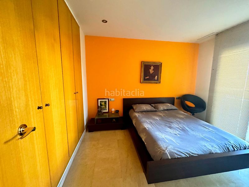 Foto 22a12cd8-3c23-461b-8453-0798a63d597b. Casa adossada amb aparcament piscina a Montgat